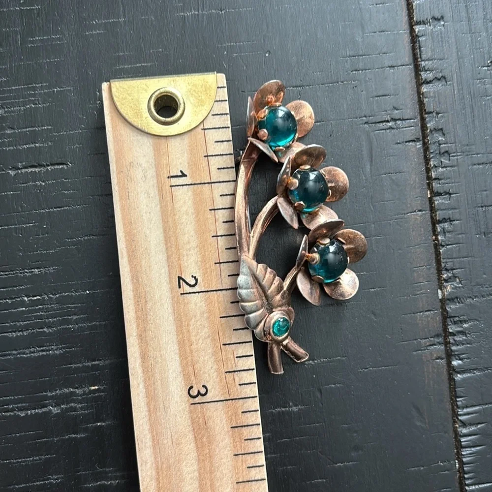 Vintage Elegant Floral Brooch with Teal Green Accents